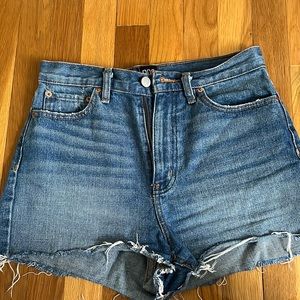 BDG girlfriend high rise short size 26